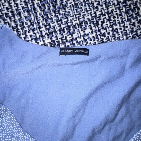 Brandy Melville Light Blue Patterned V-Neck Tee - Picture 2 of 2